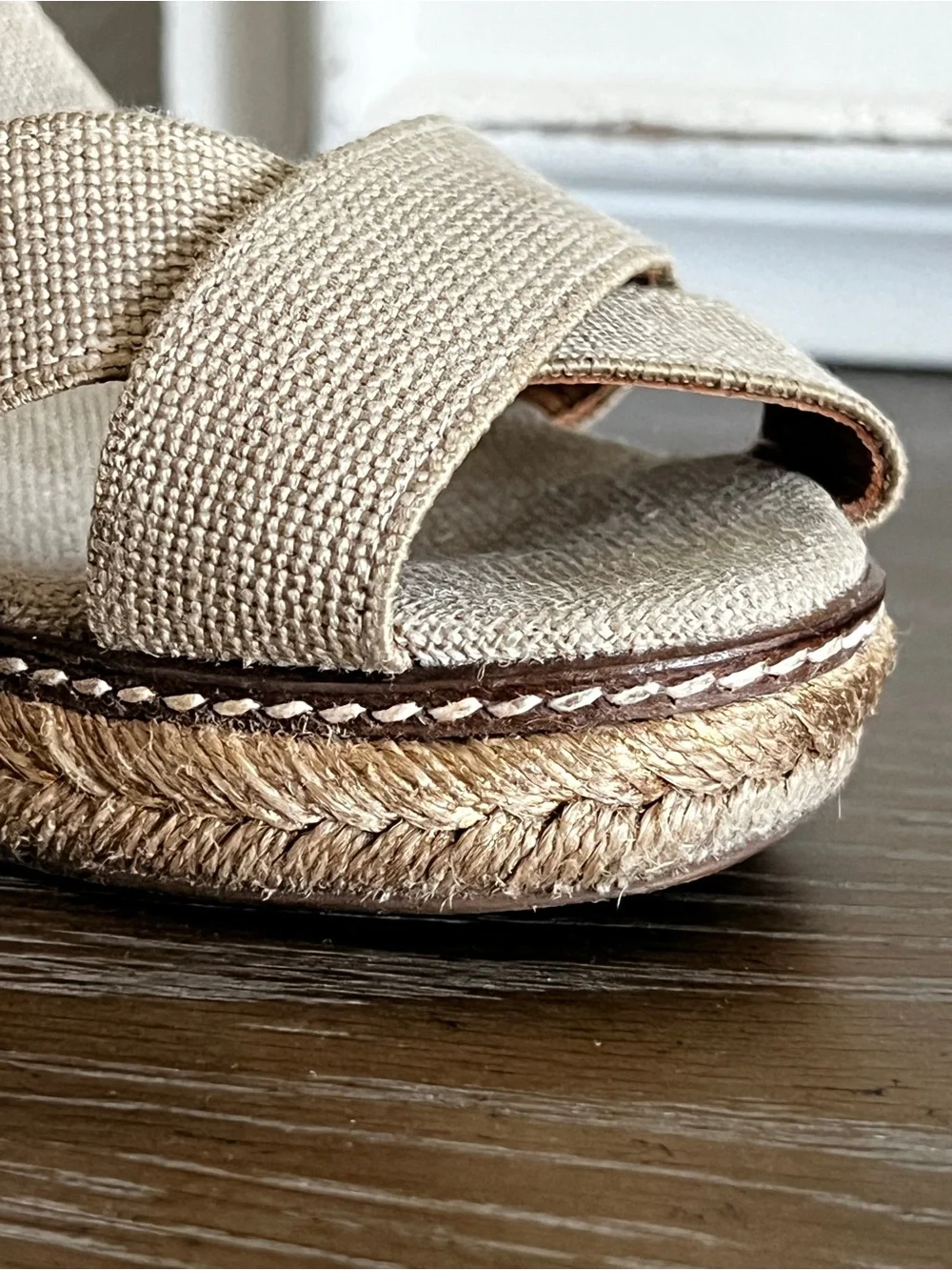 Tory Burch Adonis Wedge Espadrille Sandal 11 Gold Khaki Platform Logo EUC $398